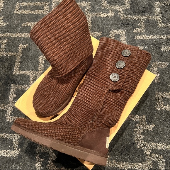UGG CLASSIC CARDY SWEATER KNIT BOOTS IN BROWN - Picture 3 of 15